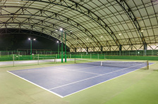 筑豊緑地 屋根付きテニスコート