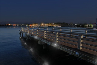 樹脂充填LEDユニット「レディオック レクト」 | 建築外構・景観演出用