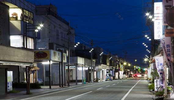本町2番町商店街 街路灯