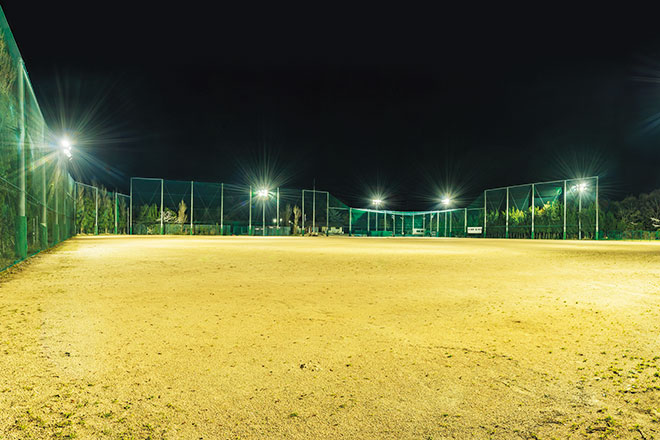 学校法人須磨学園 総合グラウンド スポーツ施設照明 グラウンド 納入事例 岩崎電気